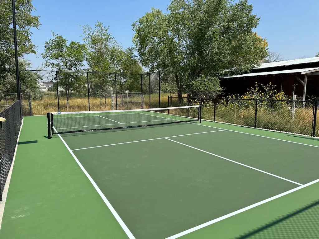 Outdoor Pickleball Court Flooring
